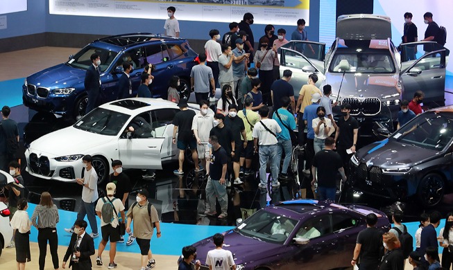 1st Busan Int'l Motor Show in 4 years opened