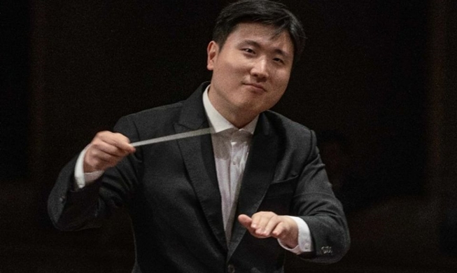 Conductor Song MG wins prestigious Cantelli Award of Italy