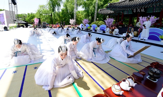 Chunhyang Festival honors spirit of traditional love story